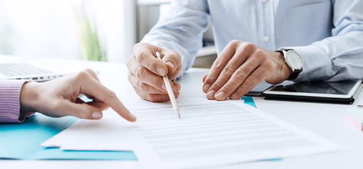 Negotiate a commercial contract